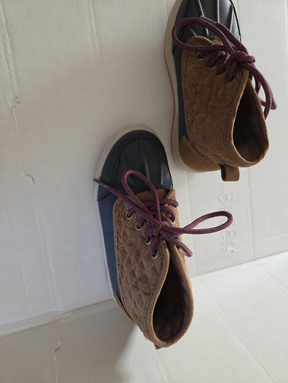 Kids Brown and Navy Duck-Style Lace-Up Shoes